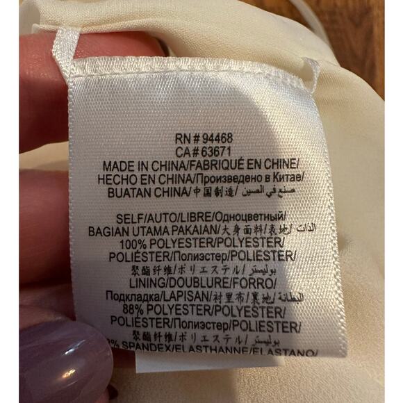 BCBG MaxAzria Women's Ruffle Cascade Maxi Dress Ivory Size 2 NWT Evening Gown - Picture 10 of 12